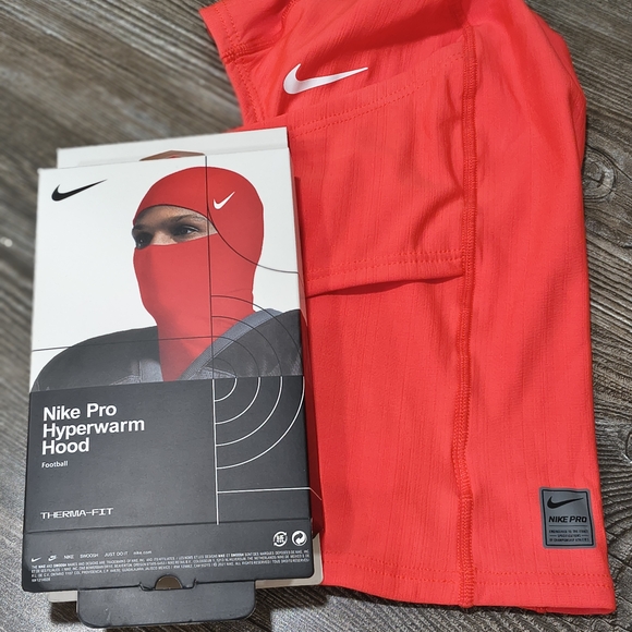 Nike Pro Hyperwarm Hood - Blue and Red - Picture 2 of 3